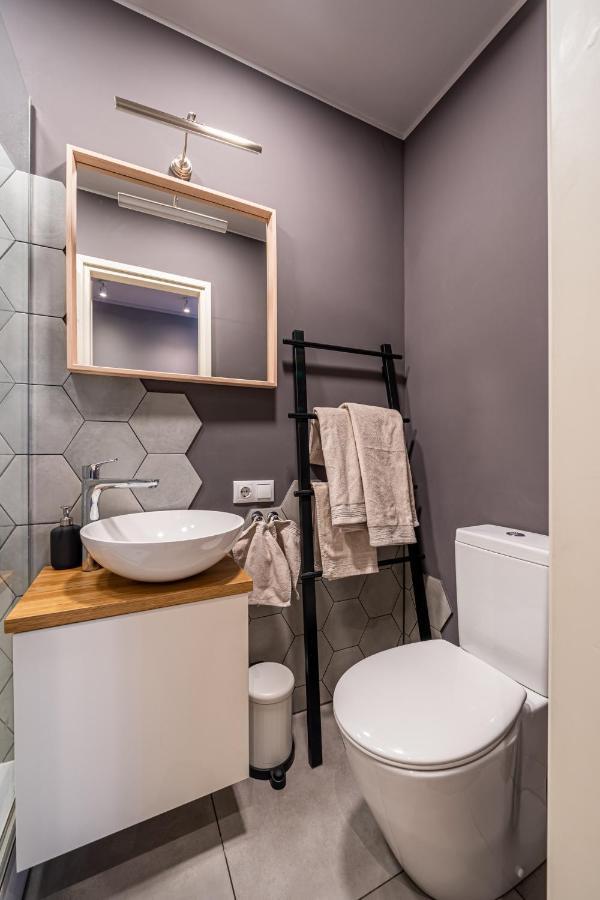 Cosy Studio With River View Рига Екстериор снимка